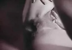 Twee erotische speelfilms masseurs die Groepseks hebben met een cliënt.