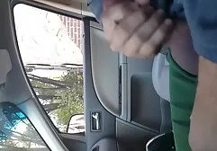 Twee zwarte leren mannen rimpelende dijen Dikke Kont donkere huid in kousen en een hamer in de opening met kanker erotische film gratis